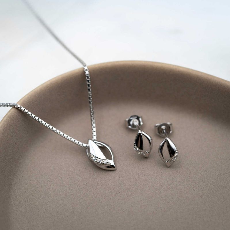 Anheng i hvittgull med zirkonia